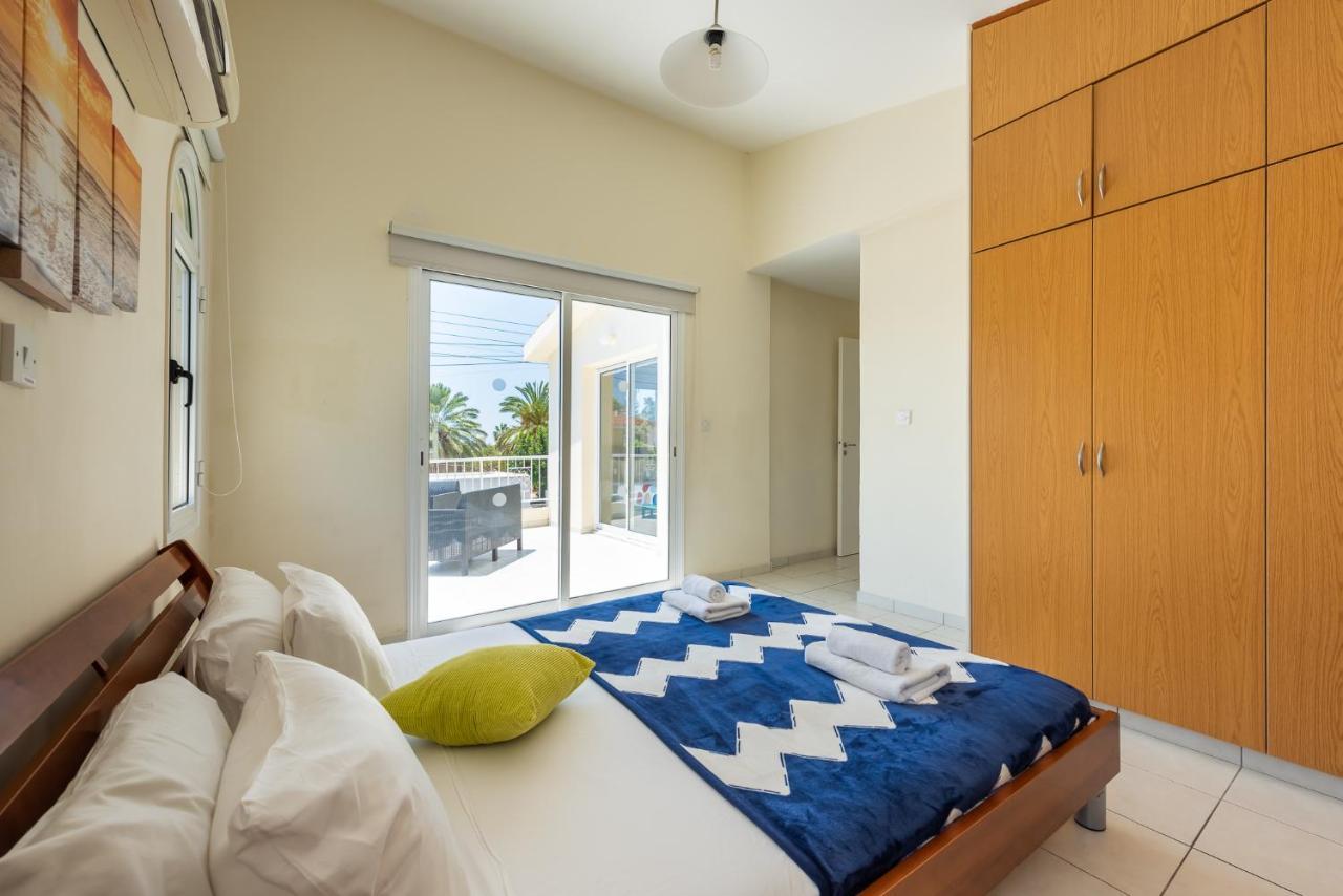 Villa Oasis By Ezoria Villas Coral Bay Exteriér fotografie