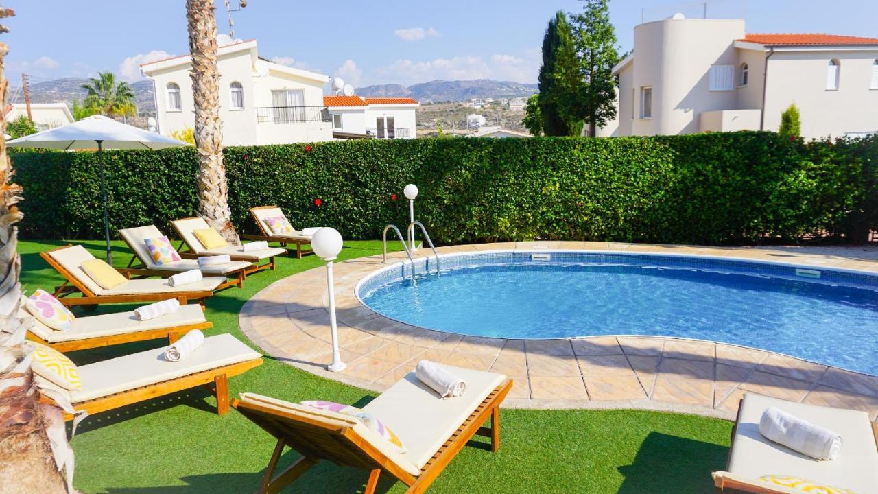 Villa Oasis By Ezoria Villas Coral Bay Exteriér fotografie